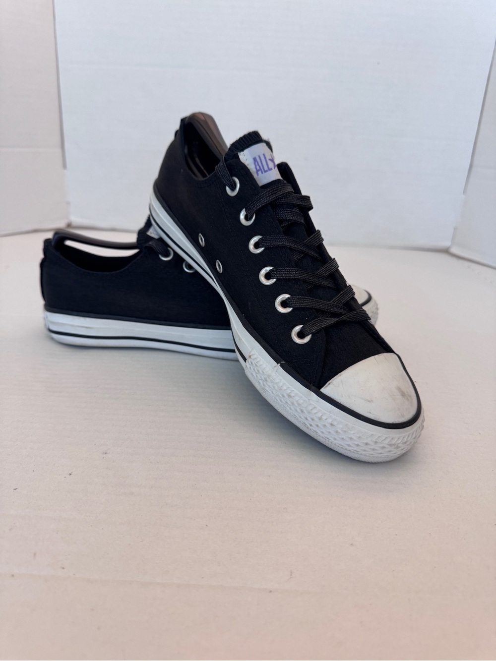 Converse Low Top Sneakers Womens Size 9 Black Ox Shiny Canvas Shoes Retro